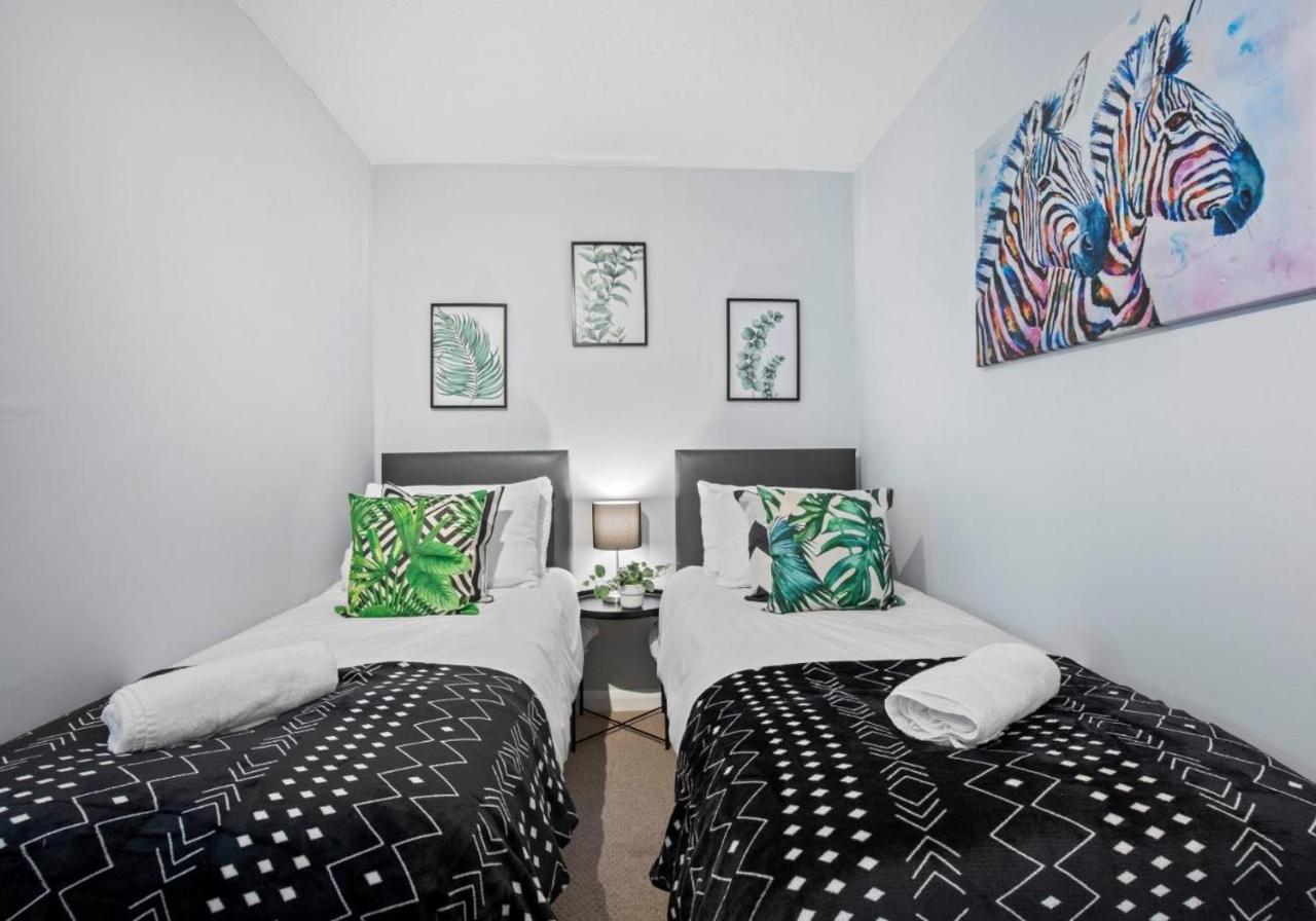 Hampton Hideaway By My Getaways Apartment Brighton ภายนอก รูปภาพ